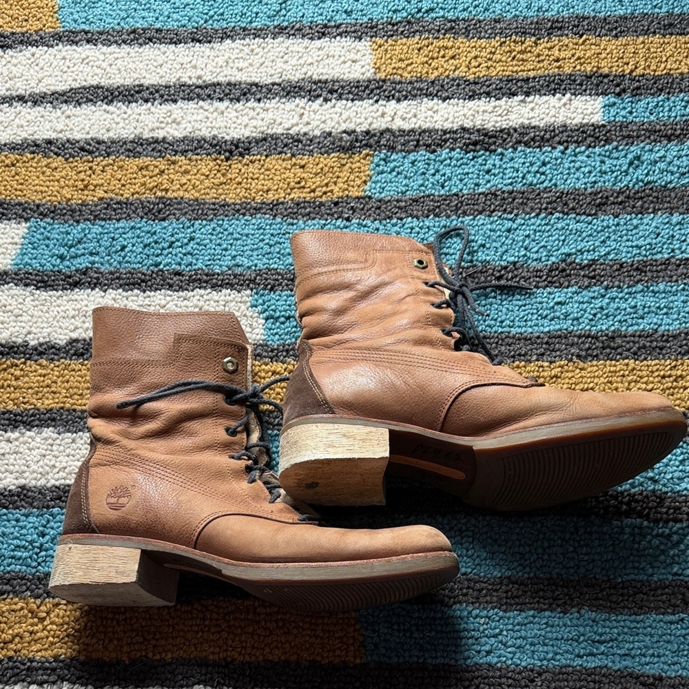 Timberland Women's Tan Lace Up Boots